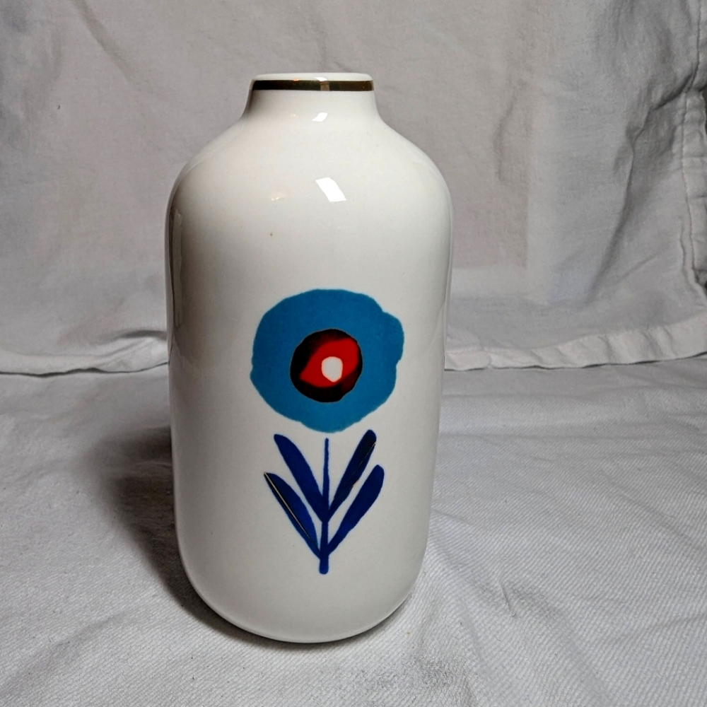 Misha Zadeh Small Ceramic Bud Vase